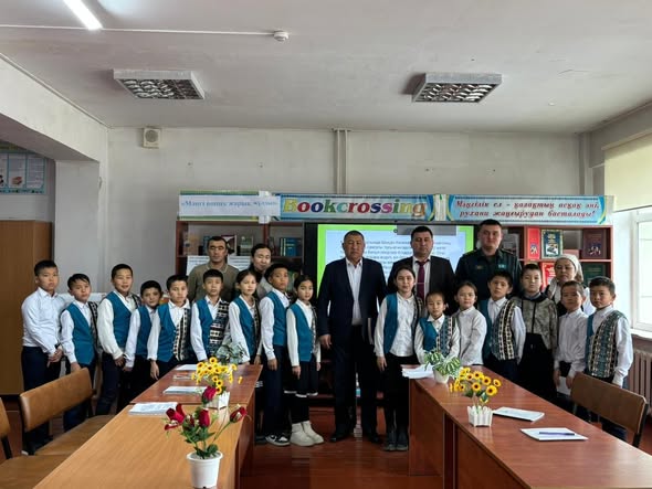 «Мәңгі өшпес жарық жұлдыз» атты танымдық сабақ өткізілді