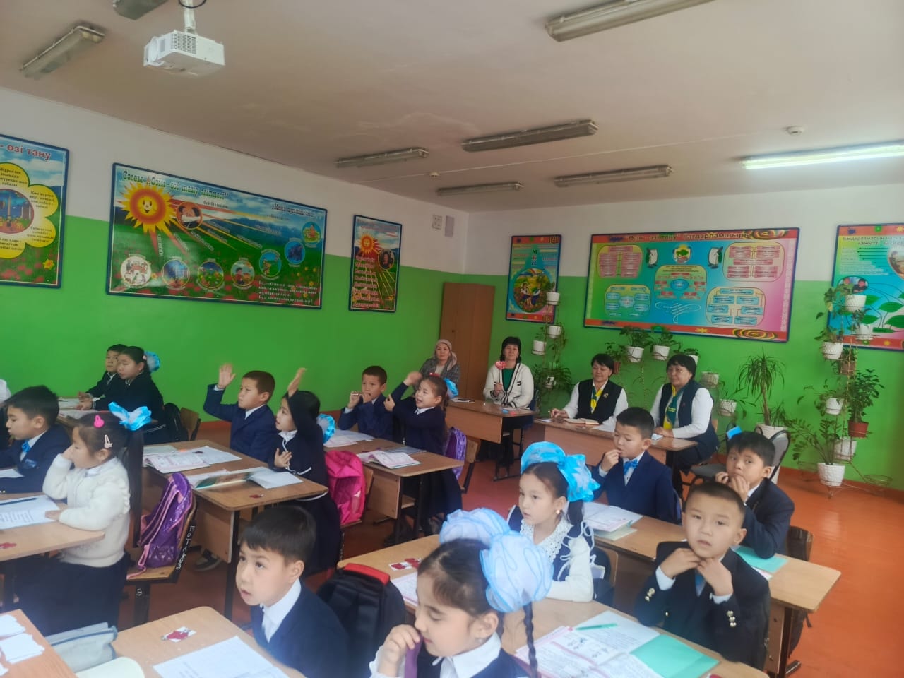  "Антоним, синоним, омоним туралы не білемін"