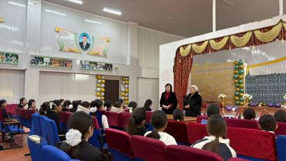 Қыз бала – ұлттың айнасы, тәрбиенің бастауы